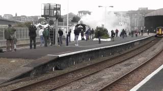 preview picture of video 'The Royal Duchy at Penzance on 5th May 2012 34067 'Tangmere', 70013 'Oliver Cromwell' and 47500'