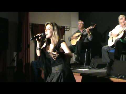 Rosa Branca by Argentina Freire