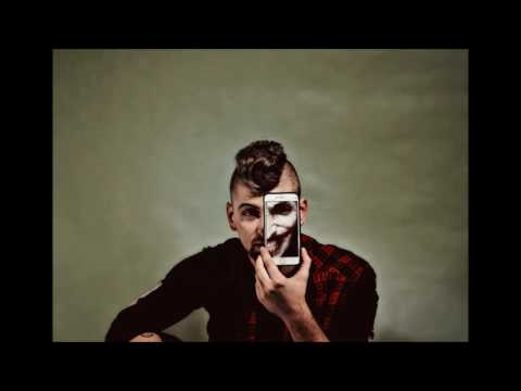 JokeR  -  Gonie za tym