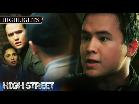 Gino lets Sky escape from the hospital High Street (w/ English subs)