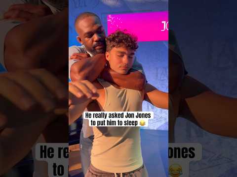 Fan asked Jon Jones to choke him out 😭