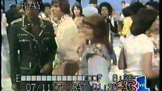 I'M GONNA LET MY HEART DO THE WALKING BY the Supremes