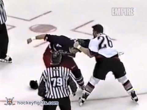 Jody Shelley vs Eric Boulton