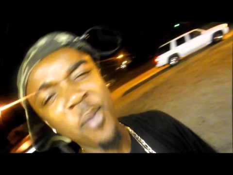 1040 HOT BOY-WALLY BO FT. DG MUHUMMAD