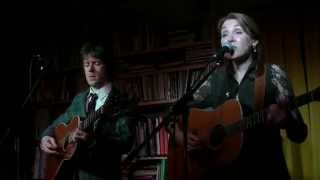 Diana Jones &amp; Daniel Meade - Tennessee (live)