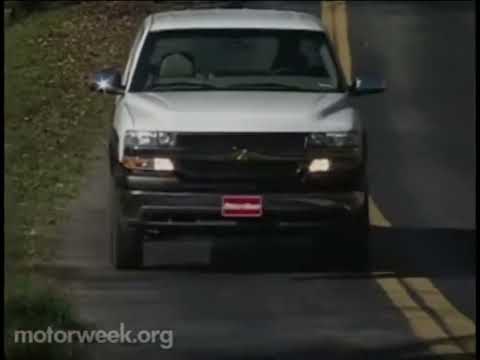 MW 2001 First Drive The GM Pickups HD Lineup | Retro Review