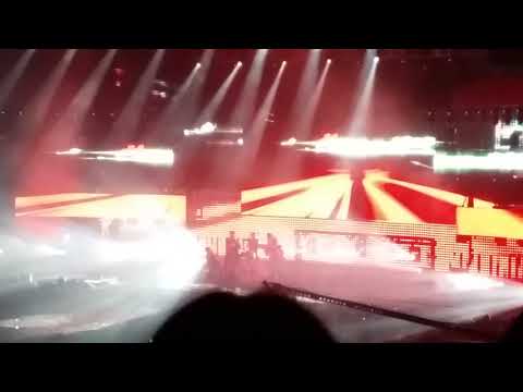 180909-NCT 127 fire truck