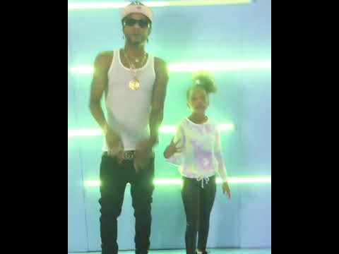 La Tukiti & Haraca kiko anunciando su nuevo tema