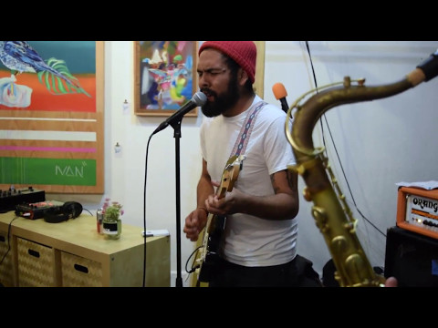 Cigarettes - Sweet Lew and the Sweet and Lows