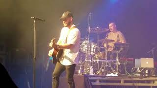 Dylan Scott Beer Buddies and Lay It On Me Billy Bob's 10.14.17