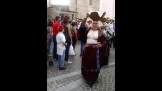preview picture of video 'Su Stresciu (antico corredo della sposa), folklore e tradizione della Sardegna'