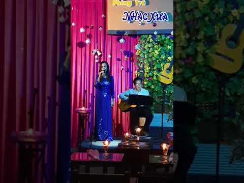 Thể hiện bởi Minh Oanh