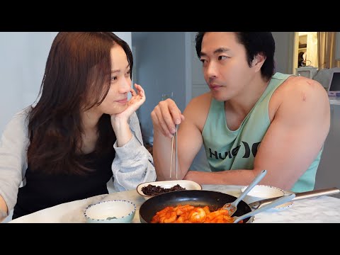 This Time, Son Taeyoung ♥ Kwon Sangwoo Are Really Fighting (+ Photos of Our Son and Daughter)