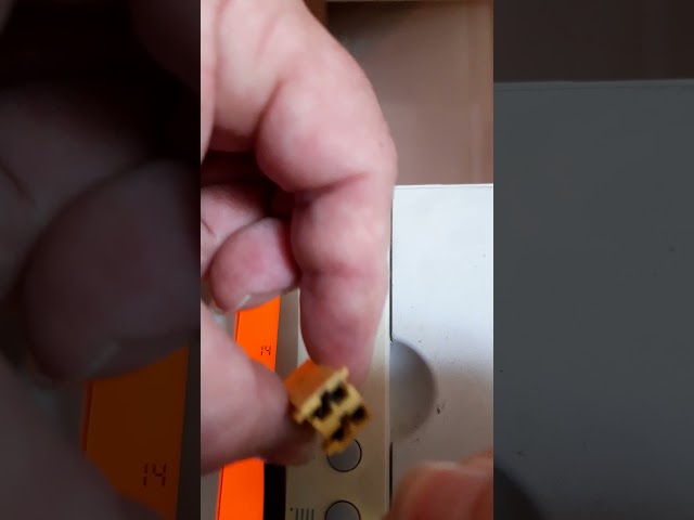 Vídeo relacionado con Fafeicy Sensor de Presión de Agua Analógico, 0-50 BAR, Alta Precisión, IP65 Resistente al Agua, Diseño Compacto, para Calefacción y Agua Caliente