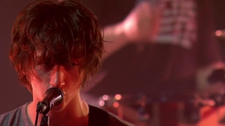 Arctic Monkeys - Do Me A Favour @ iTunes Festival 2011 - HD 1080p