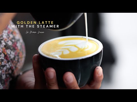 How to make a Golden Latte with the steamer