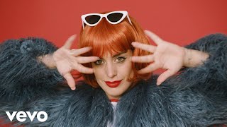 Te Quiero Un Poco Lyrics English Translation