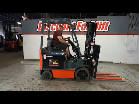 TOYOTA 8-Series 8FBCU25 5,000lb Electric #5292 - Forklift For Sale
