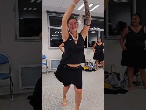 Ma tournée de France, avec mon premier workshop de danse tahitienne à Brest, à l'école ORI VAI HOA