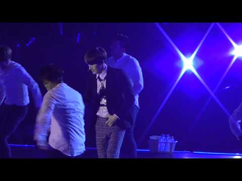 141108 SS6HK REWIND - Zhoumi Solo