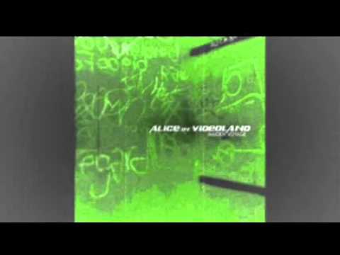 alice in videoland - going down