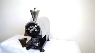 Moinho para prova de café MOP com acabamento em aço inox Vídeo Moinho para prova de café MOP com acabamento em aço inox