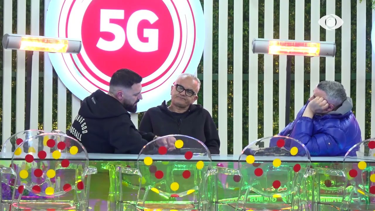 Unë s'e kam problem që ti të jesh këtu/ Miri-Rogertit: Unë rri me ty ndryshe…