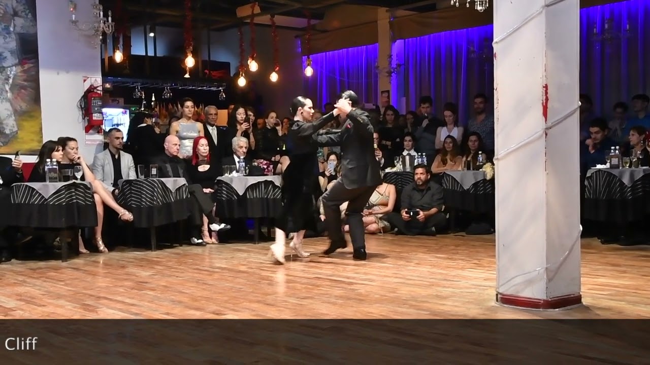 Diego Ortega y Aldana Silveyra en Porteño y Bailarin - 2022- 2