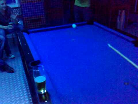 SV enter A1 in berlijn klei met zijn biljart lop