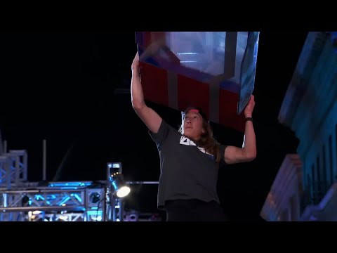 Elijah Browning At The American Ninja Warrior 13 Semi-Finals