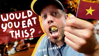 THE BEST VIETNAMESE STREET FOOD 🇻🇳 (motorbike food tour in Hanoi)