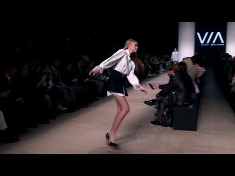 Model TRIPS in high heels during "ViVi Maison" Spring/Summer 2020 fashion show (Russia Fashion Week)