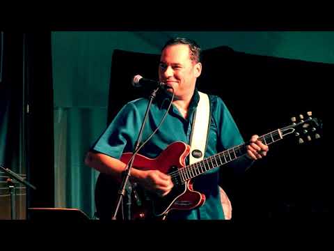 Enrico Crivellaro LIVE! Swingin' The Blues FULL CONCERT! Montreal Jazz Fest Canada 2009