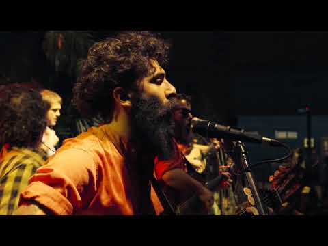 Una noche en el paraíso escondido