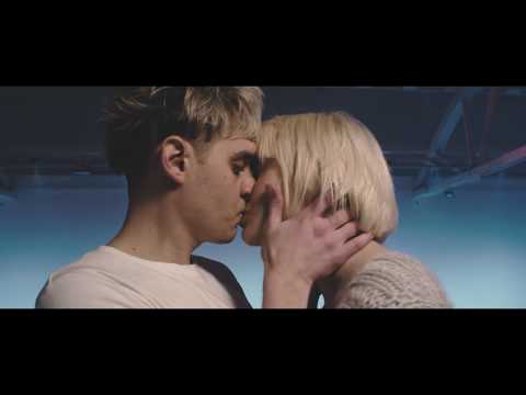 Fontaliza - Повільний Рок-н-Рол (official video)