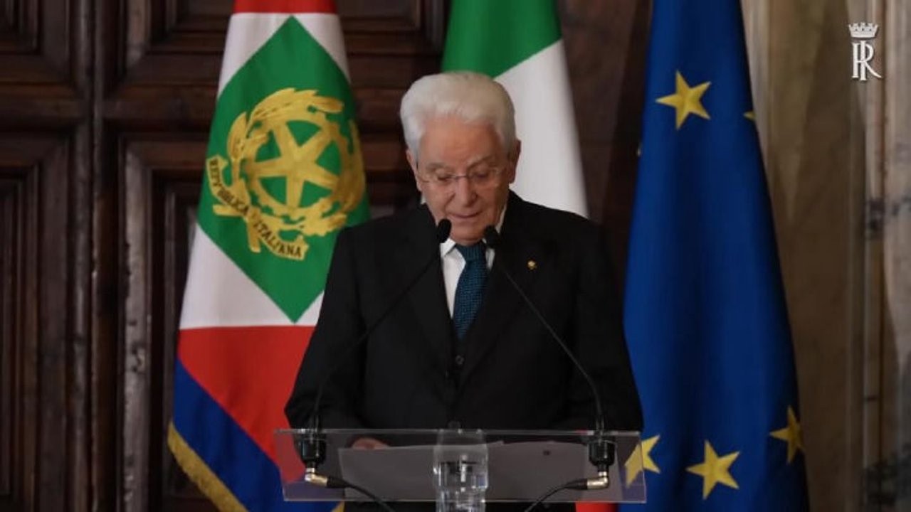 Mattarella: Non si guardi ai giovani con indifferenza o meschina sottovalutazione