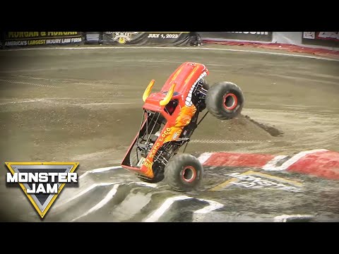 Monster Jam 2023 フォックスボーMAのハイライト動画