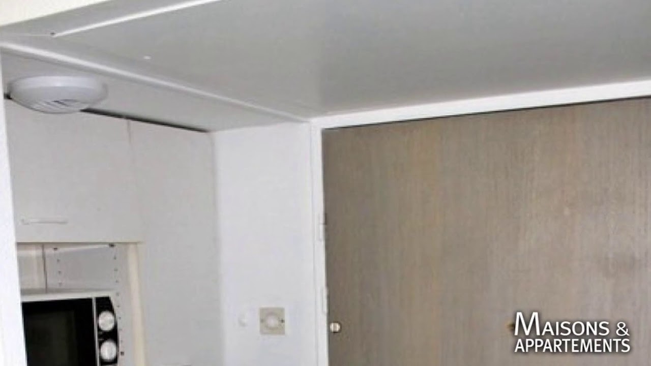 Watch video LYON 7EME - APPARTEMENT A LOUER - 425 € - 17 m² - 1 pièces LYON 7EME - APPARTEMENT A LOUER - 425 € - 17 m² - 1 pièces