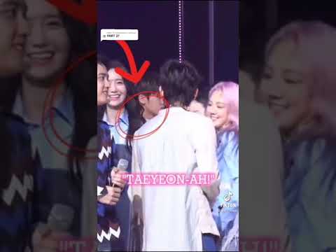 Baekhyun calling Taeyeon on stage  😍❤️