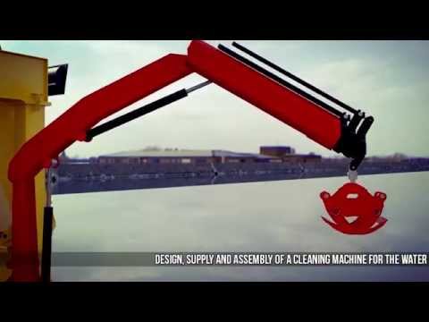 Animation of a cleaning machine for the water lock grates