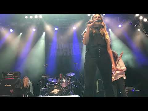 Thundermother ~ Quitter live @ Konzertfabrik Z7 / Pratteln / Switzerland 🇨🇭