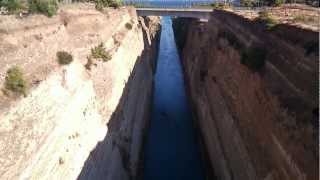 preview picture of video 'Corinth Canal from Bridge'