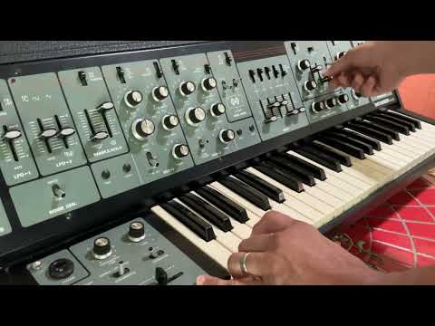 Roland SH-5 Analog Beast! 1975 - See Video! image 13