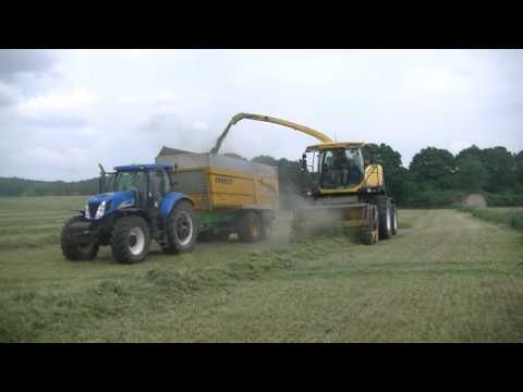 NEW HOLLAND FR 9050