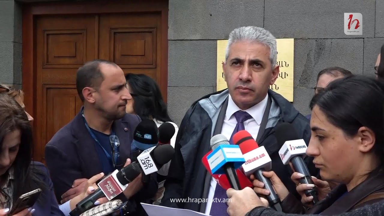 #Ուղիղ․ Նիկոլ Փաշինյանի նկատմամբ իմպիչմենթ սկսելու պահանջով նամակներ են հանձնվում պատգամավորներին