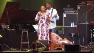 Dianne Reeves 'Dreams (cover Fleetwood Mac) ..Feels So Good (Lifted)' @ North Sea Jazz 2015  (1/4)