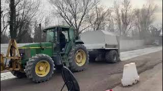 Towed Spreader 8 m³ asphalt milling machine for sale - Image 4 | Machineryline US New towed Spreader 8 m³ asphalt milling machine | Image 4 - Machineryline
