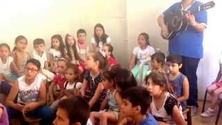 preview picture of video 'Soma Madenci Evi çocuklarının eğitmenleriyle beraber yazdığı madenci şarkısı .'