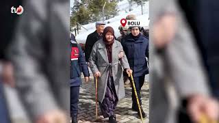 Yaşlı Kadın Elleriyle Ördüğü Çorapları Mehmetçiğe Gönderiyor