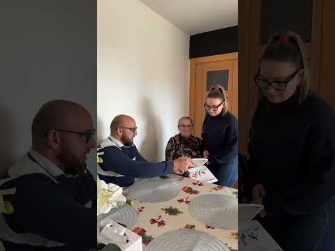 A venit să înscrie fata de 25 de ani la școală #romania #umorromanesc